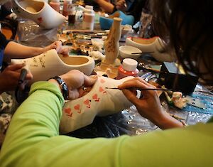 Workshop klompen schilderen Volendam