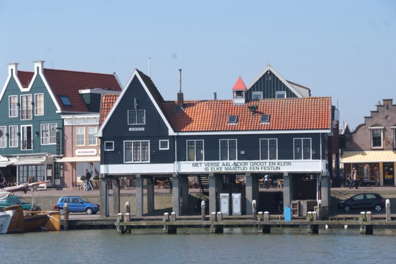 De muziekgeschiedenis van Volendam: 'Van Palingsound tot hedendaagse hits'